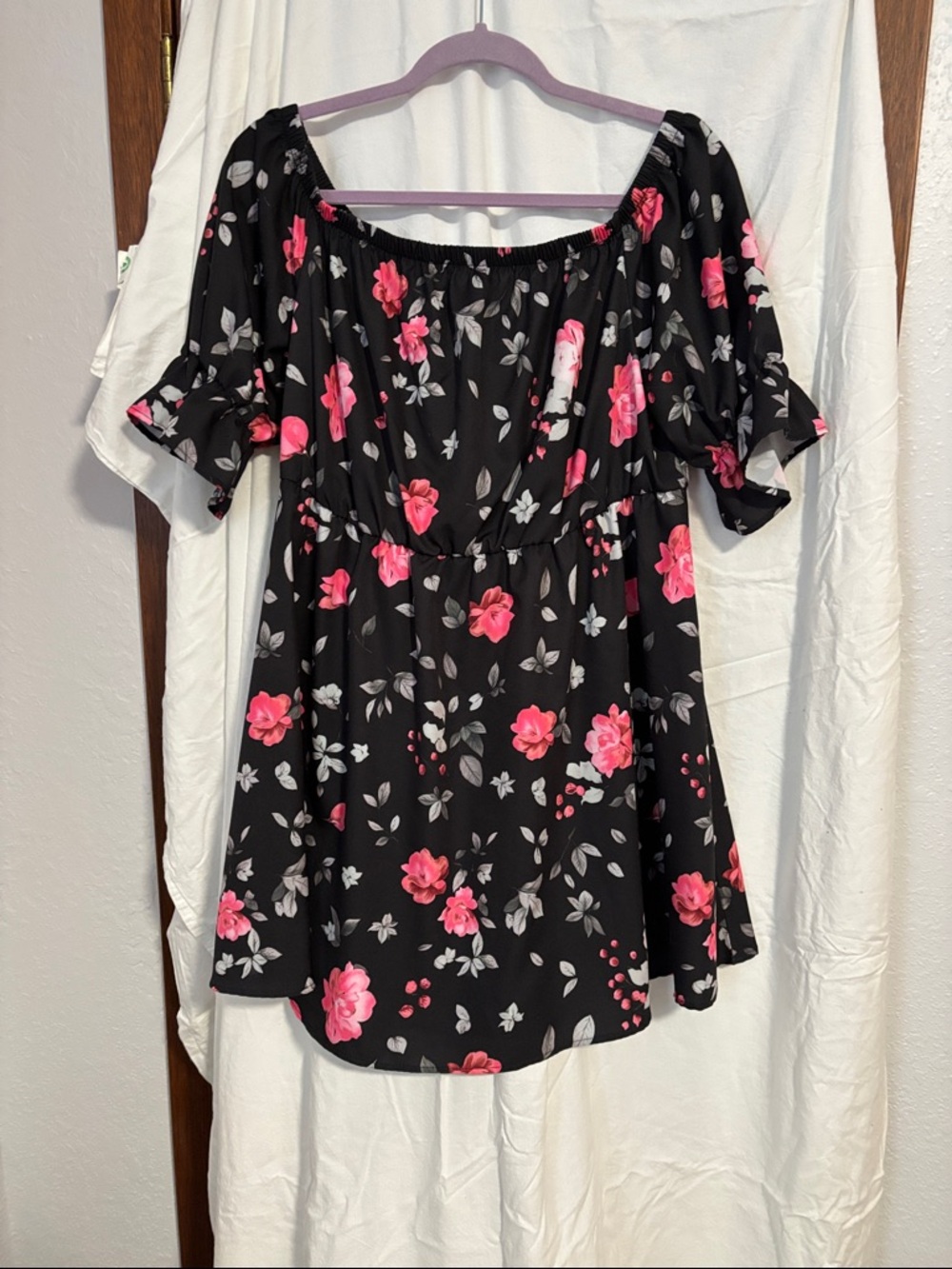 Black Floral Off-Shoulder Women’s Dress - Pink Flowers